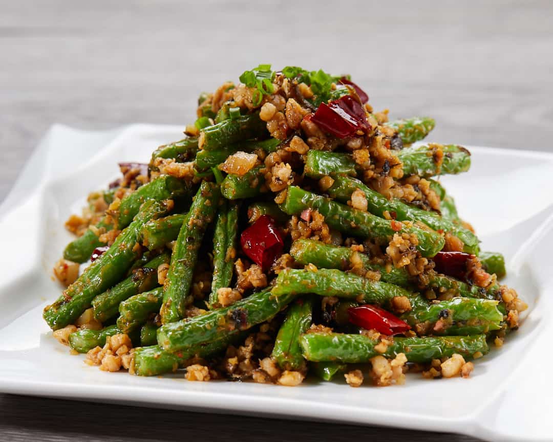 E17 乐新-干煸四季豆 Stir-fried French Bean with Minced Pork and Preserved Olive Oil